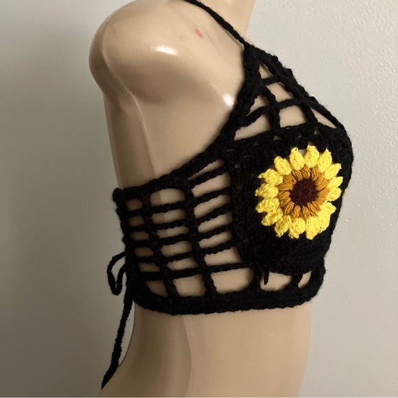 Summer Crochet Tank Crop Top Sunflower Granny Squares M Black Sexy Bralette NEW - Picture 2 of 7